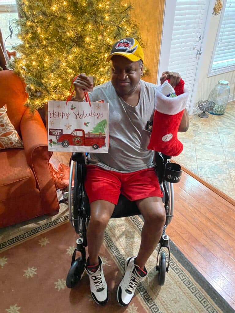 holiday support for veteran patients: Holiday Stockings for Heroes