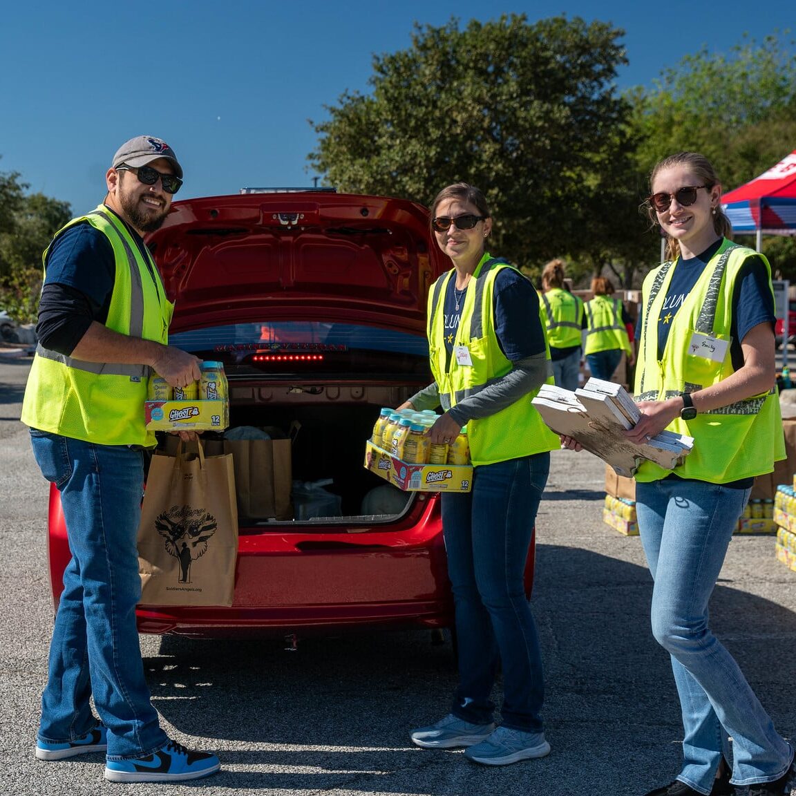 Sponsor a food distribution through Soldiers' Angels and provide food assistance to Service Members and Veterans.